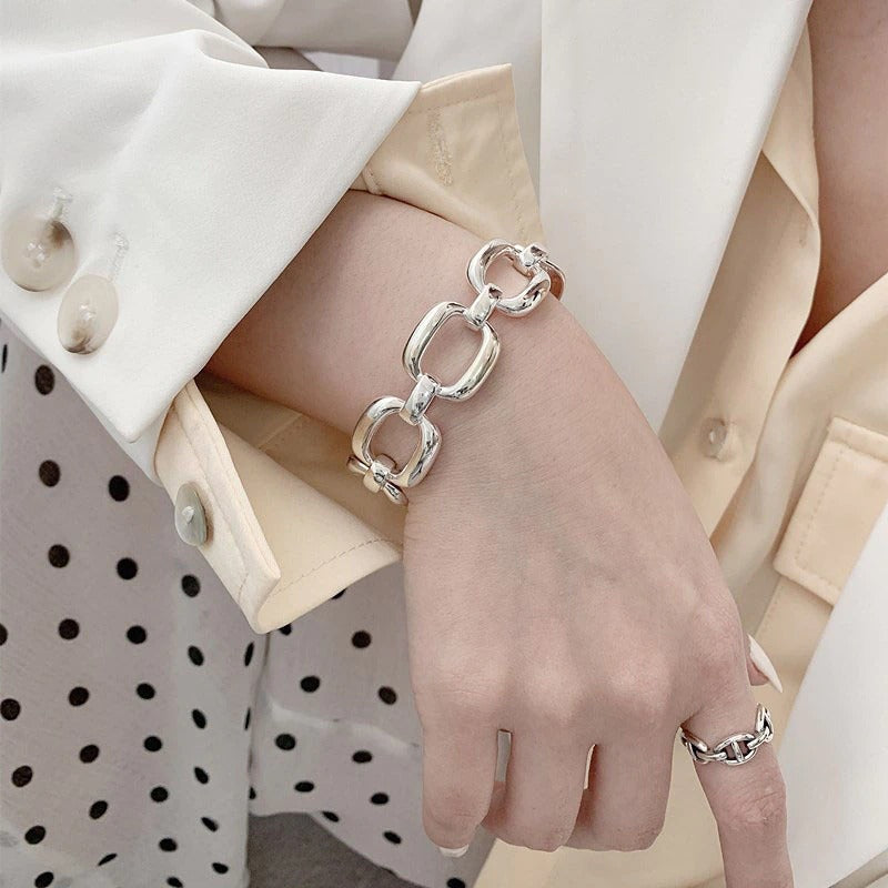 Versilberte, hohle, dicke Statement-Armbänder aus Kette
