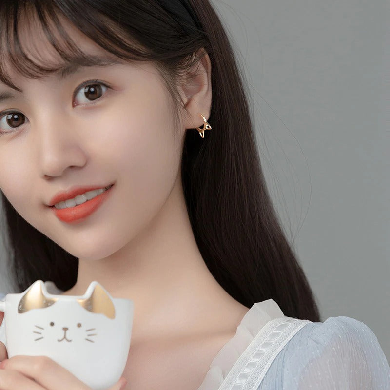 Einfache und süße Katzenohr-Ohrstecker mit runden Katzenohren