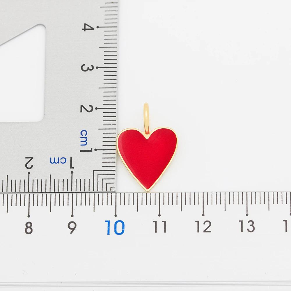 Kleine und dezente Halskette mit schlichtem Herzanhänger