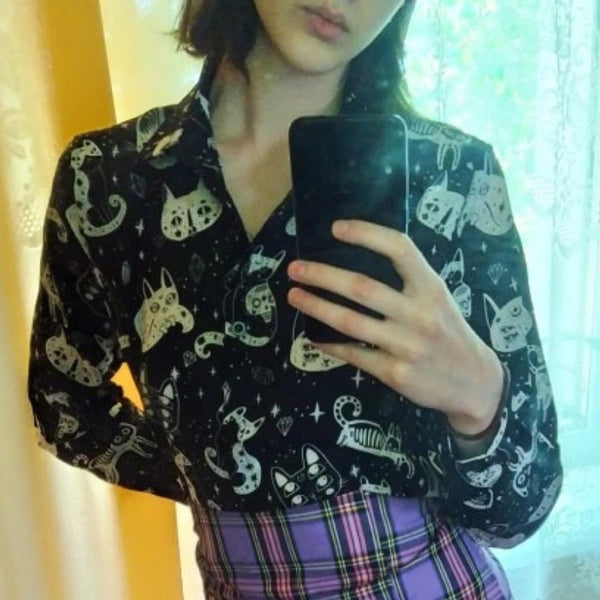 Weiche und lockere Langarmblusen mit Cartoon-Katzen-Print