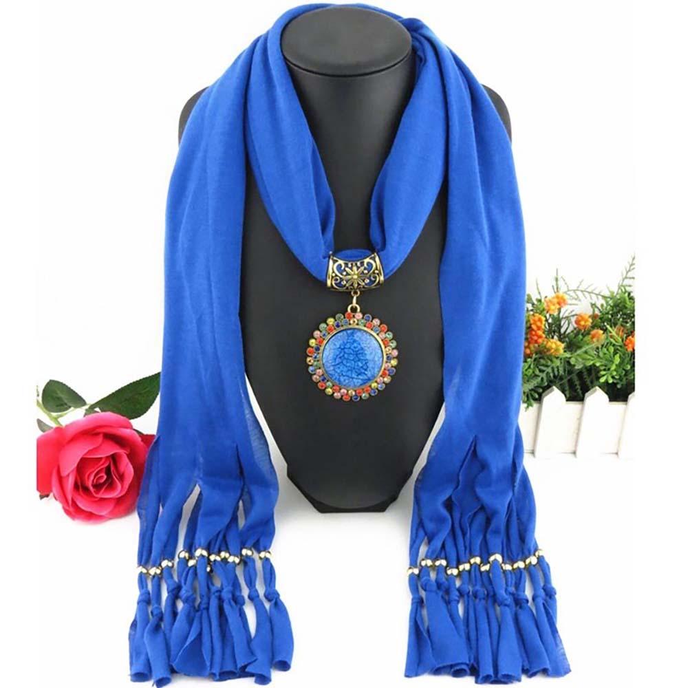 Edler Chiffonschal mit Schmuckkette - Sonderkollektion