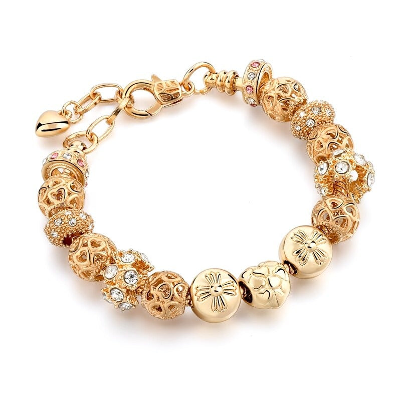 Anspruchsvolle, mit Gold besetzte Armbänder mit Herzanhängern