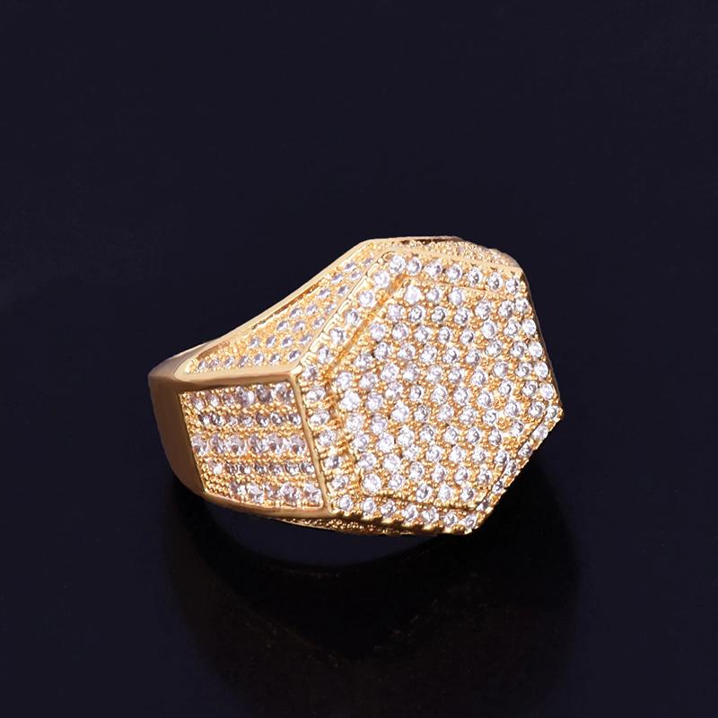 Funkelnder Iced Out Bling Ring