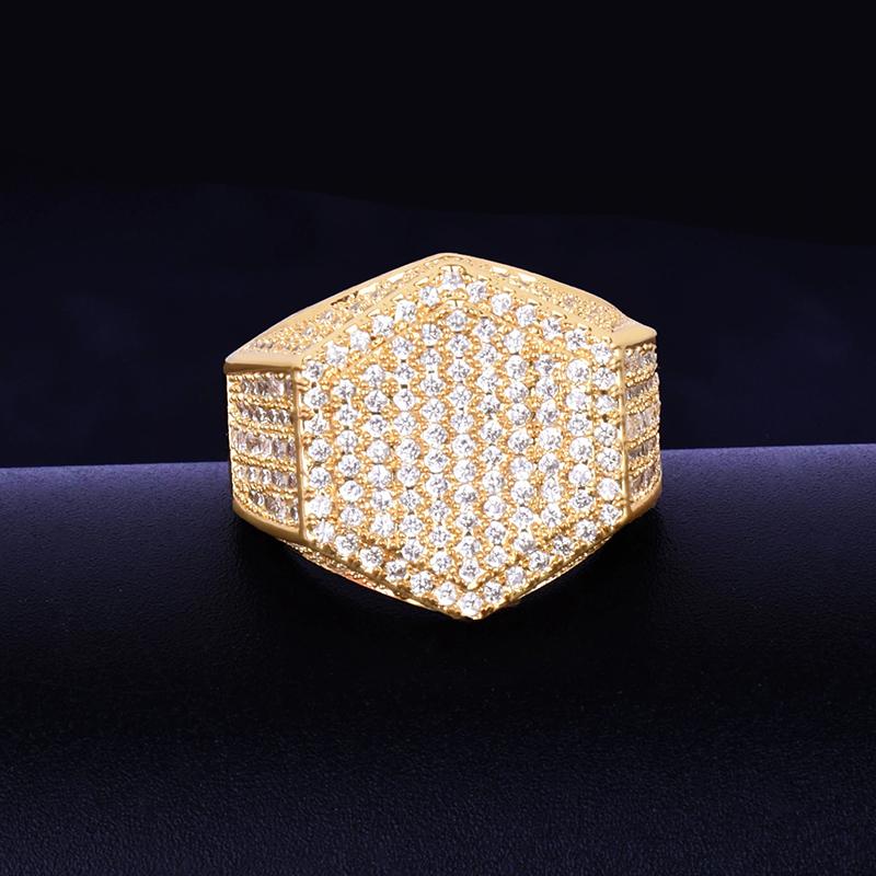 Funkelnder Iced Out Bling Ring
