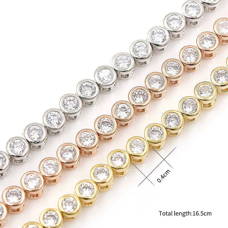 Funkelnde, mit Zirkonia im Rundschliff besetzte Tennisarmbänder