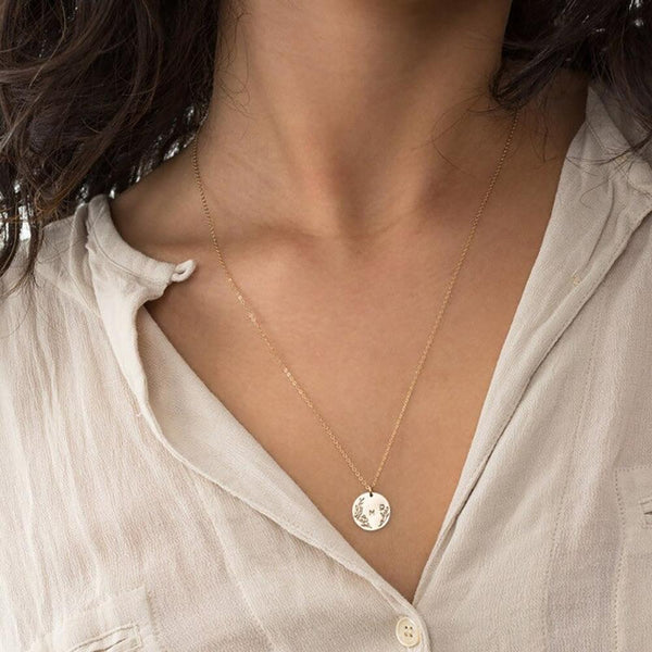 Besonderes Geschenk! Elegante Halskette mit Anfangsbuchstaben