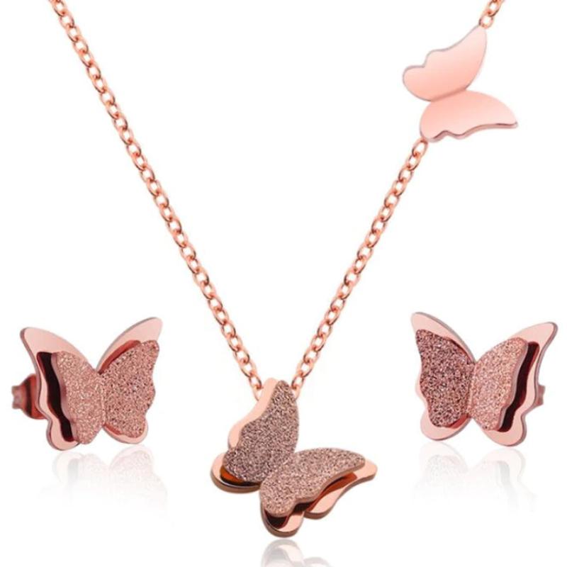 Entzückendes Set aus Halskette und Ohrringen aus Edelstahl