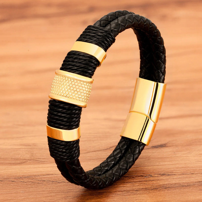 Doppellagige geflochtene Wickelarmbänder aus veganem Leder aus Edelstahl