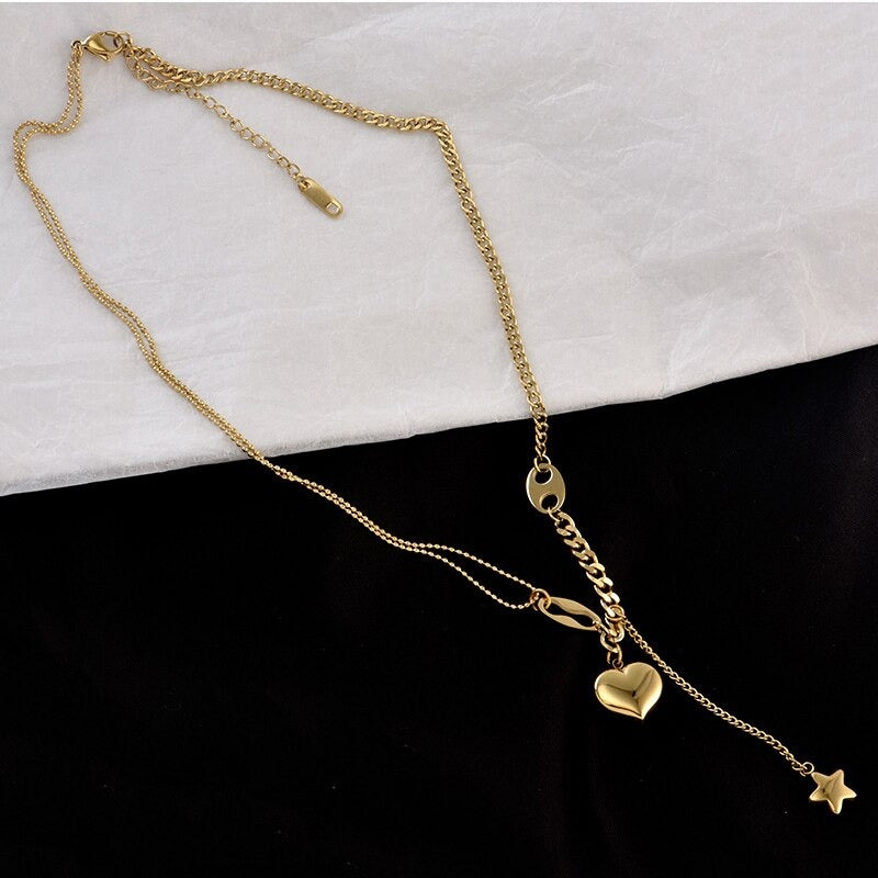 Halsketten mit Stern-Anhänger aus Edelstahl mit Herz-Anhänger