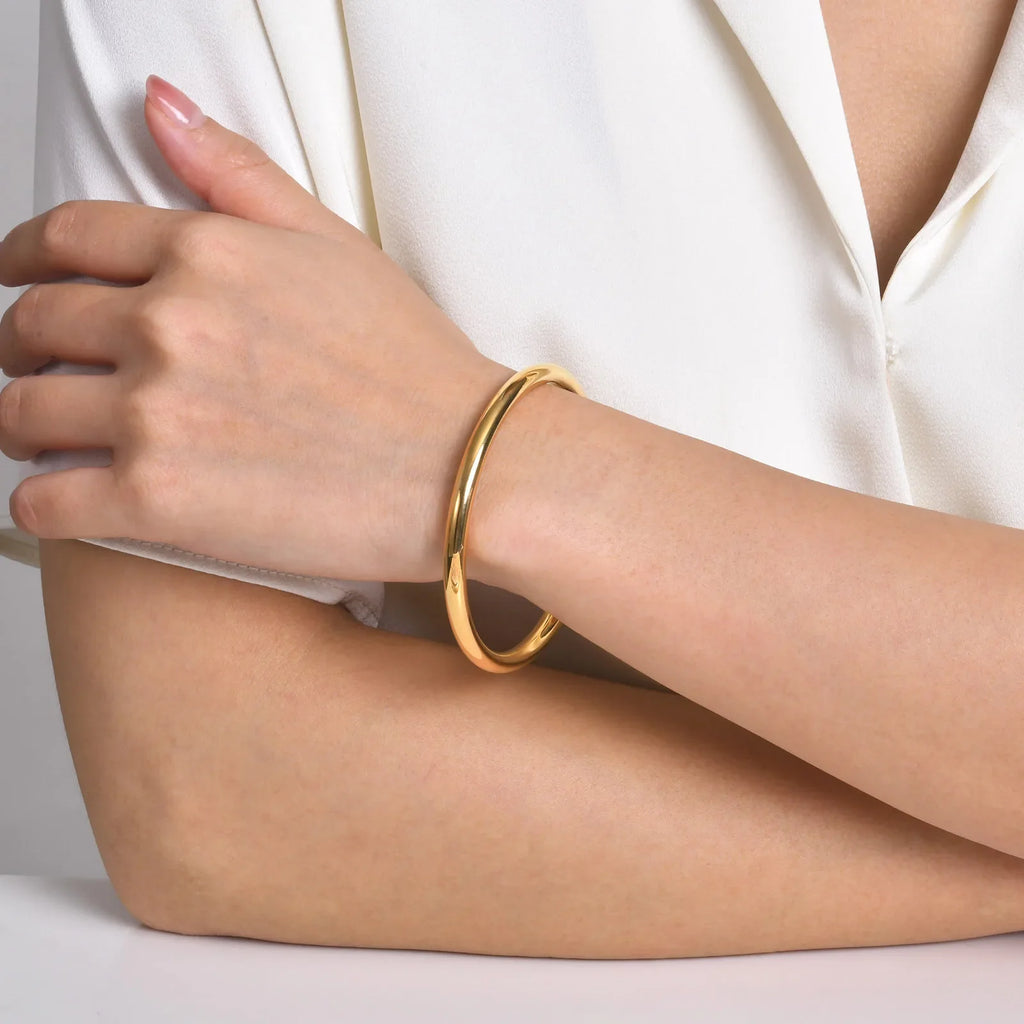 Goldarmreif - Elegantes, dünnes, poliertes, klassisches, nahtloses Armband