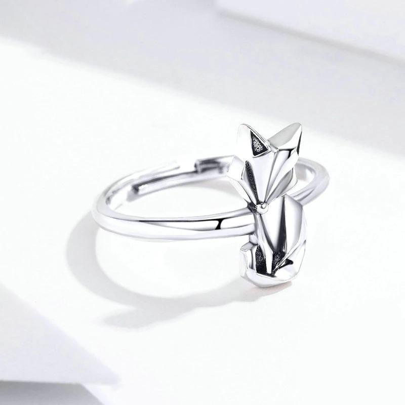 Geometrischer Ring aus Sterlingsilber in Fuchsform