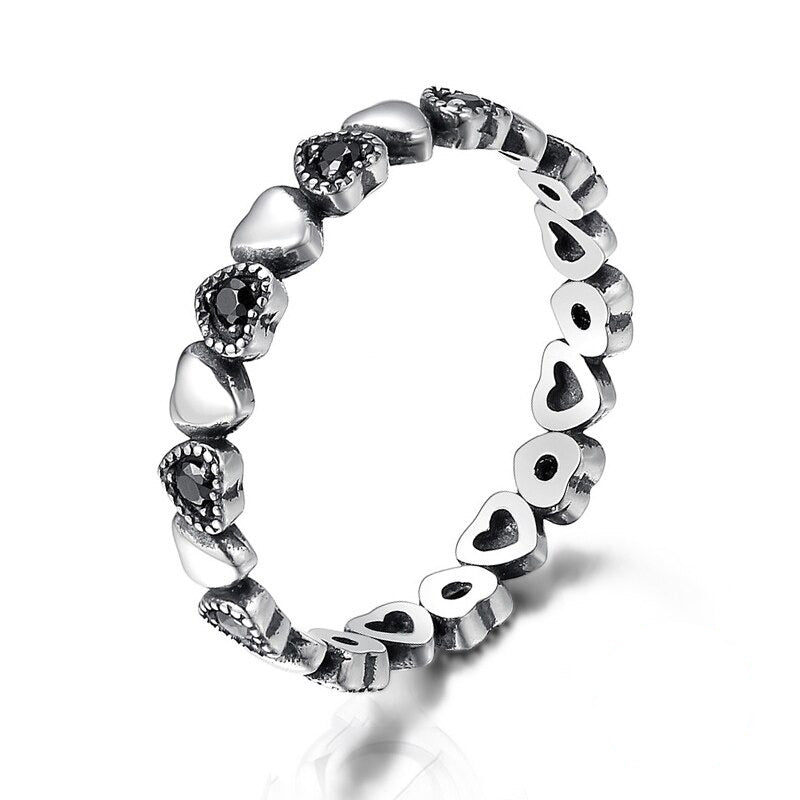 Stapelbare Ringe aus Sterlingsilber mit Zirkonia in verschiedenen Stilen