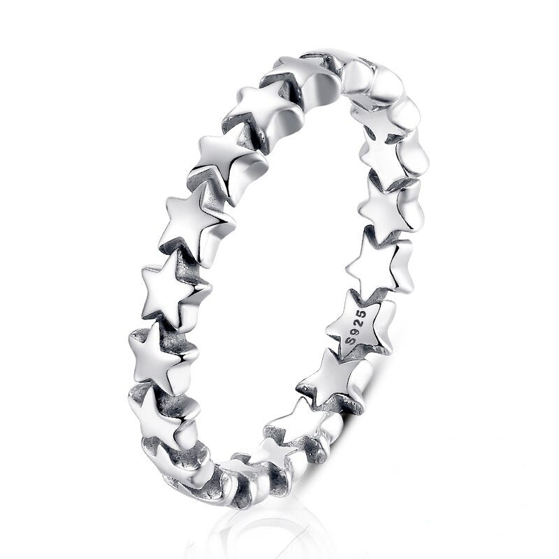 Stapelbare Ringe aus Sterlingsilber mit Zirkonia in verschiedenen Stilen