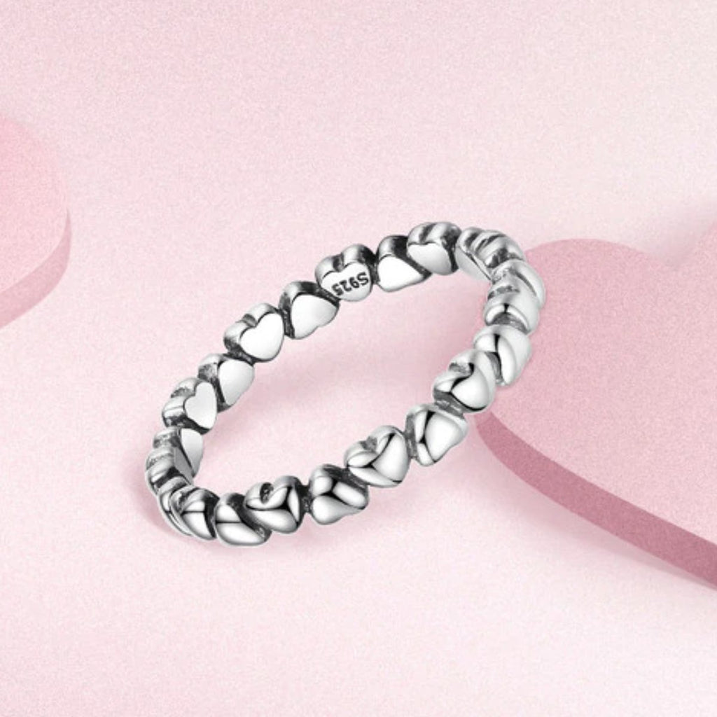 Atemberaubender Herzring „Forever Love“ aus Sterlingsilber
