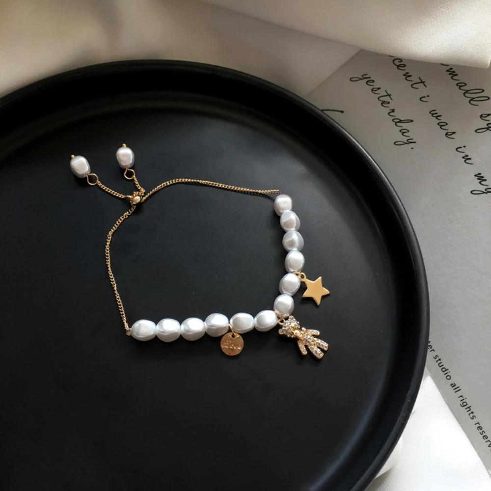 Armband mit Perlen- und Bärenanhänger „Sweet Dreams“