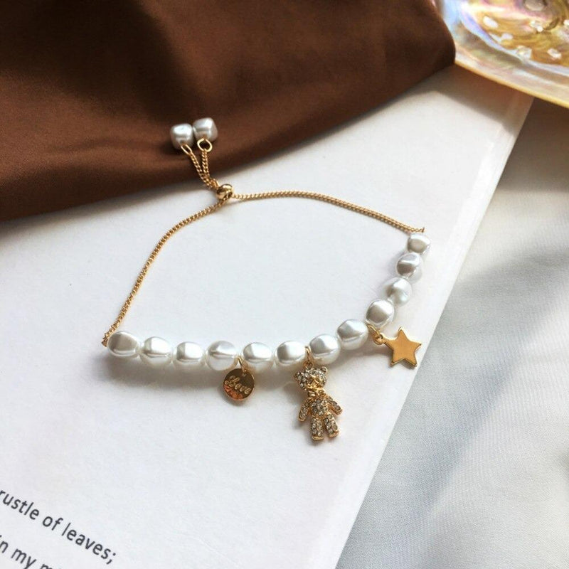 Armband mit Perlen- und Bärenanhänger „Sweet Dreams“
