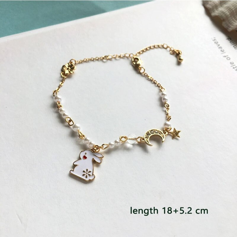 Süße Blumen- und Sternenarmbandkollektion