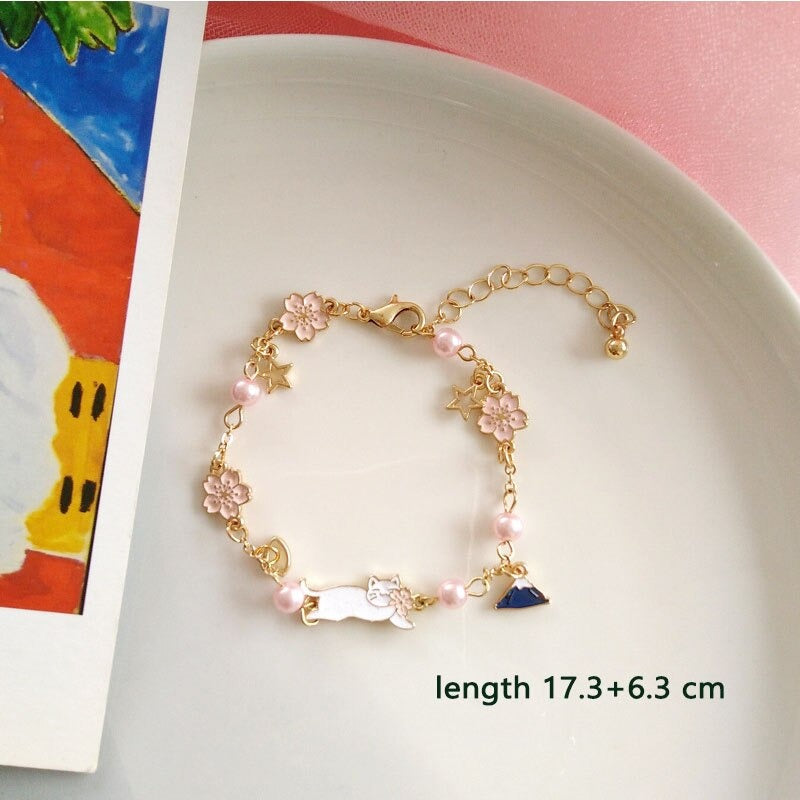 Süße Blumen- und Sternenarmbandkollektion