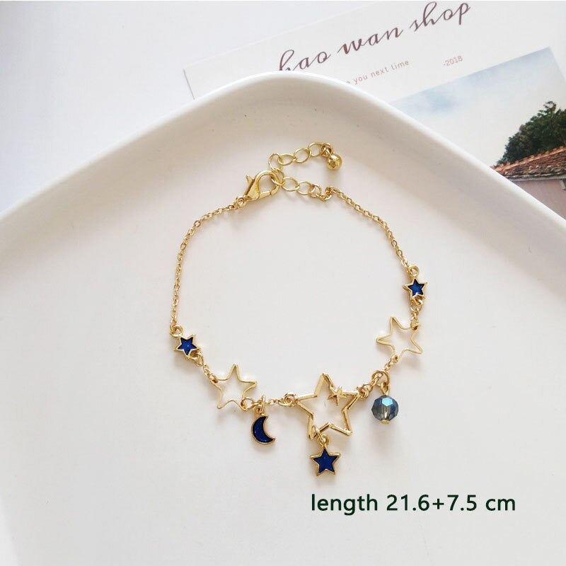 Süße Blumen- und Sternenarmbandkollektion