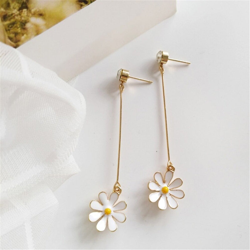 Süße kleine Gänseblümchen Ohrringe