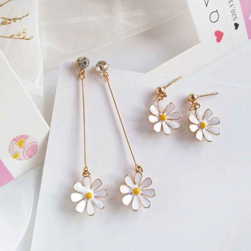 Süße kleine Gänseblümchen Ohrringe
