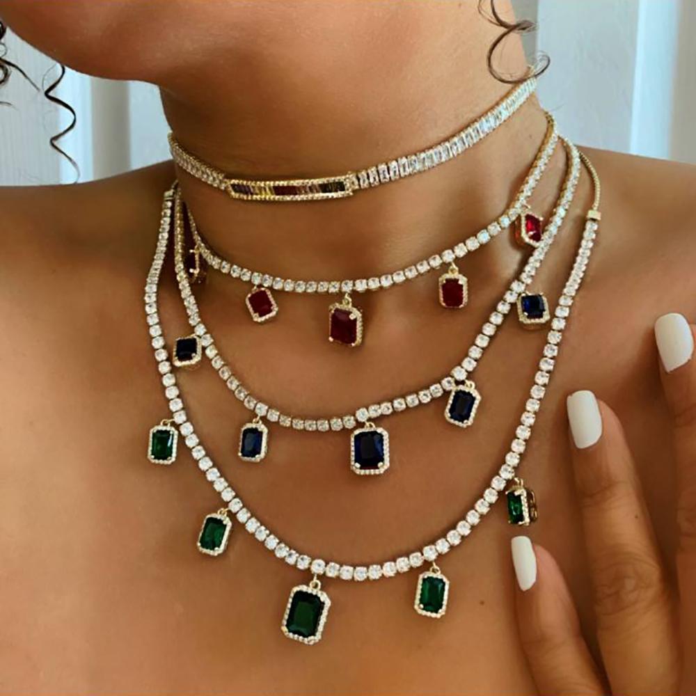 Tennisketten-Halskette mit Strass- und Schmetterlingsanhängern