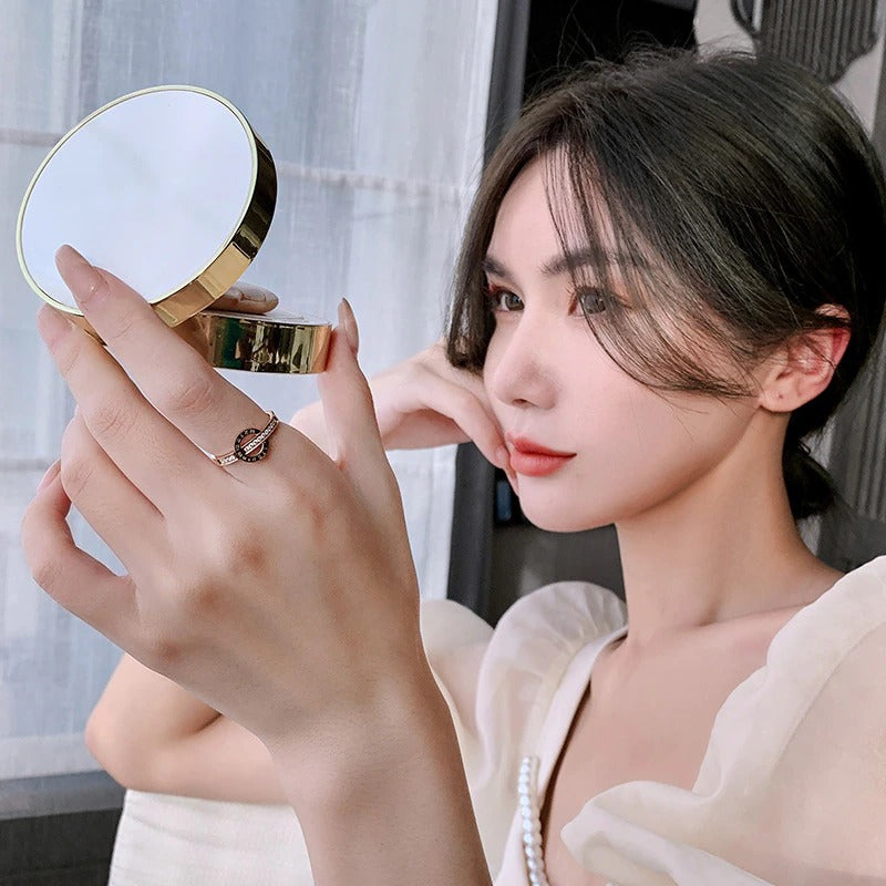 Zeitlose Mode Römische Ziffern und Gürtelschnallenförmige Ringe