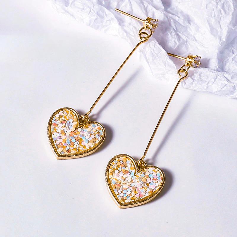 Zeitlose geometrische Ohrhänger