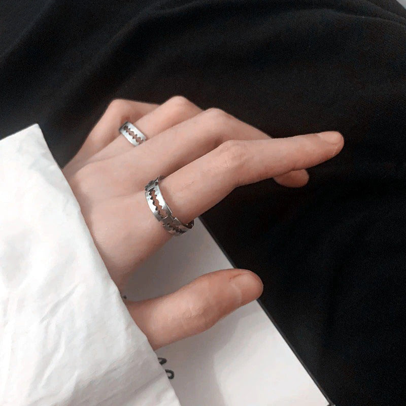 Verstellbare Gothic-Ringe aus Titanstahl im Stil einer Rasierklinge