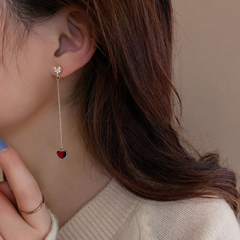 Trendy asymmetrische Strass Liebe Herz lange Kette baumeln Ohrringe