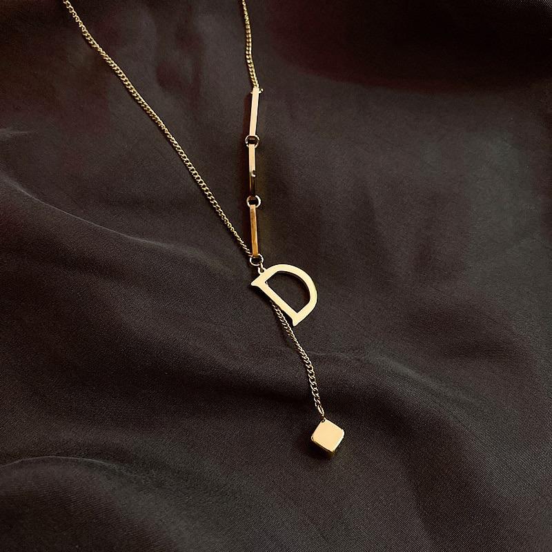 Trendy Fashion gehobene luxuriöse Halsketten mit vertikalem Muschel-Anhänger in mehreren Stilen