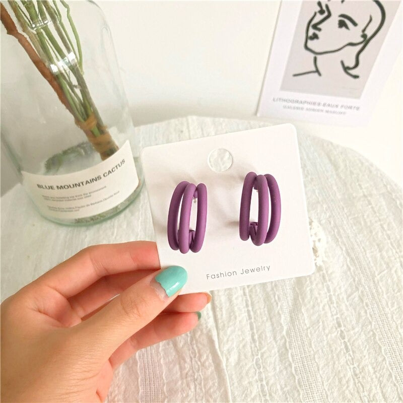 Trendy Statement-Ohrring-Kollektion im geometrischen Stil im Retro-Look