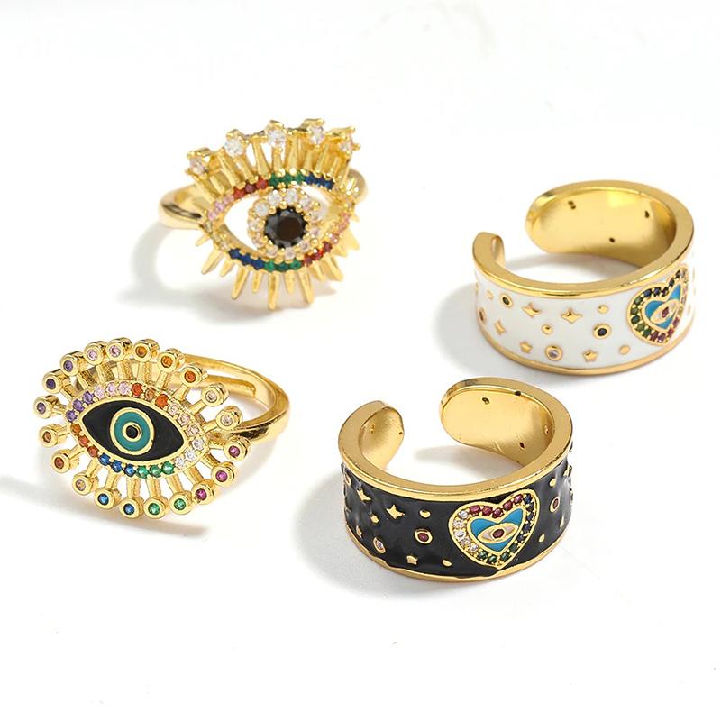 Trendy Hippie-Ringe mit bunten Strasssteinen und Glücksaugen