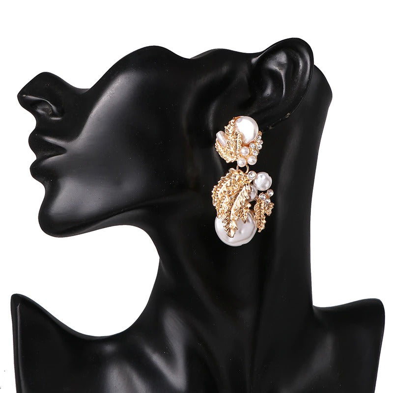 Trendy Wundervolle Perlen und Strass Tropfen Ohrringe Kollektion