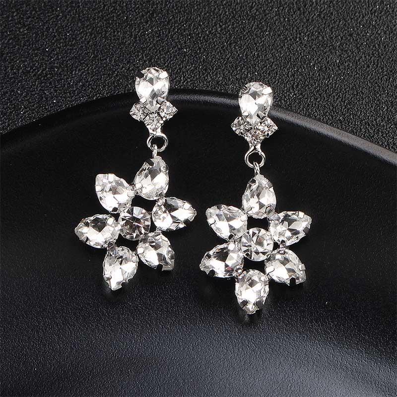 Ultra funkelnde lange Tropfen-Ohrringe mit Strasssteinen für die Braut