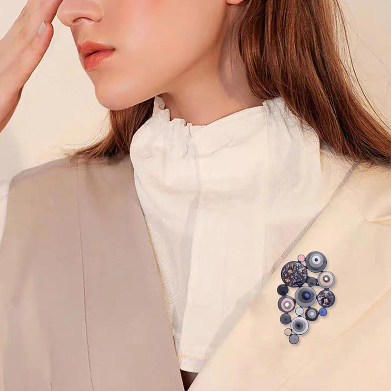 Einzigartige runde geometrische Broschennadeln aus Emaille