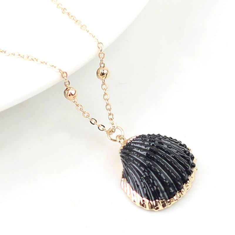 Lebendige Boho Sommer Strand Muschel Charm Halskette