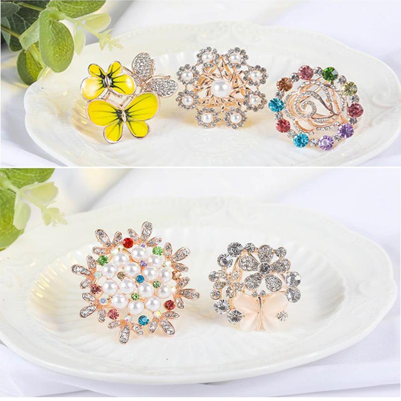 Leuchtender Schalschnallenring mit Strasssteinen und Perlen