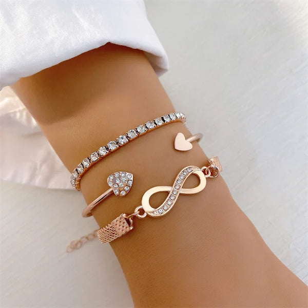 Elegantes silbernes Fußkettchen-Set - Boho Chic, Strass & Kristall, Geschenk für Sie