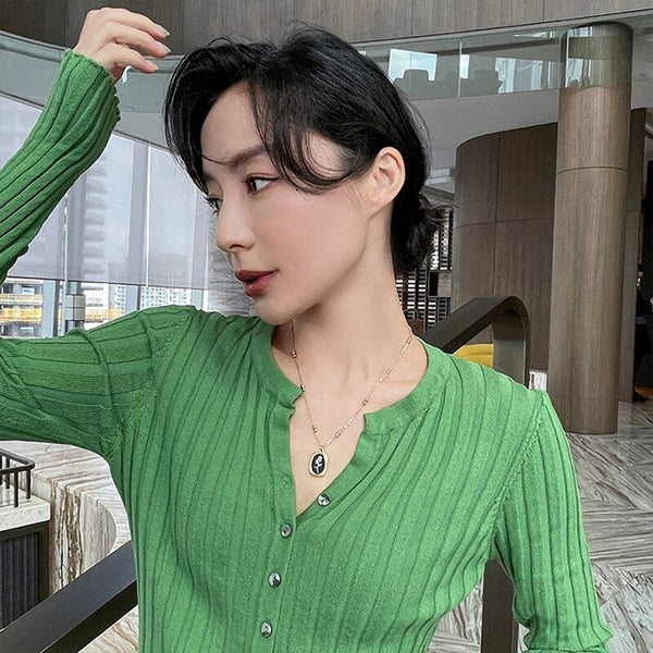 Halsketten aus Edelstahl mit Glasspiegel und Rosenblüten-Anhänger im Vintage-Stil