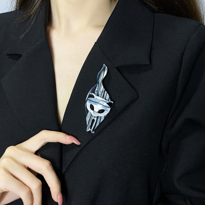 Handgemachte Katzenbrosche aus Acryl im Vintage-Stil