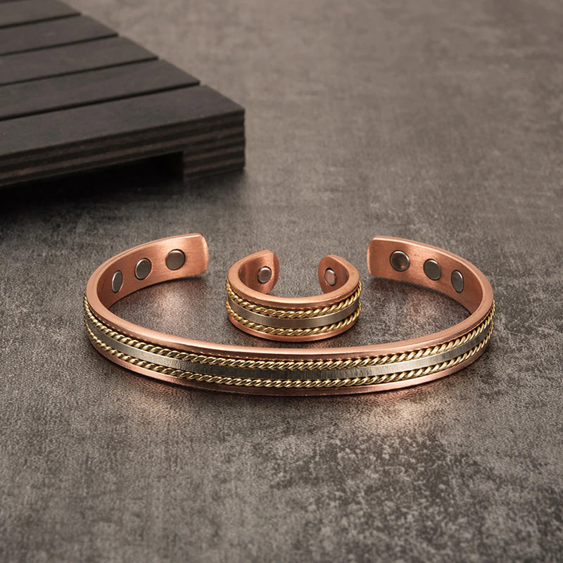 Verstellbares Set aus magnetischen Manschettenarmbändern und Ringen im Vintage-Stil im gedrehten Stil