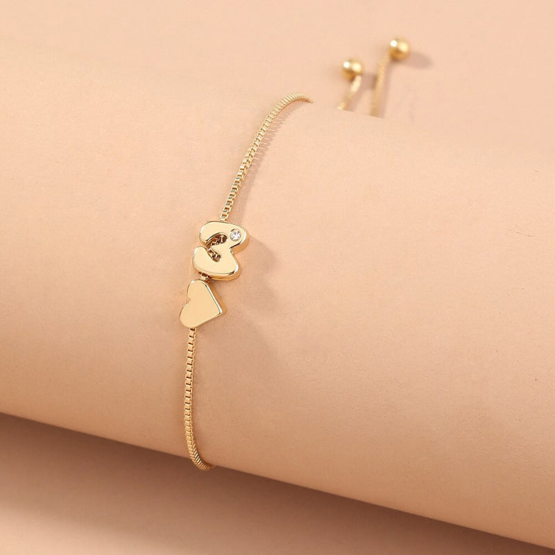 Personalisierte Liebesherz-Anfangsbuchstaben-Armbänder von A-Z