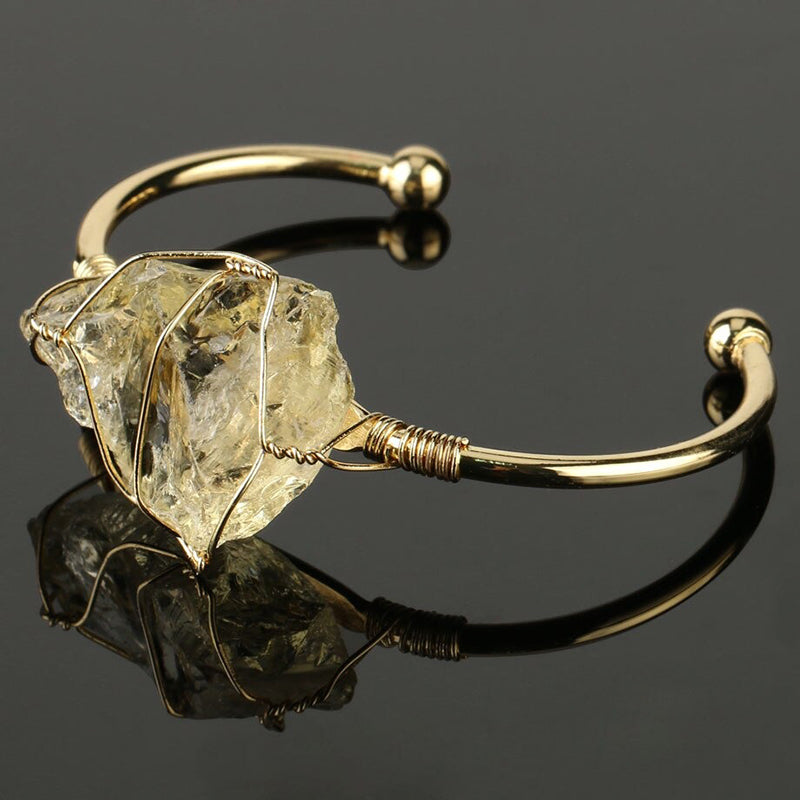 Mit Draht umwickelter Armreif aus natürlichem Heilstein