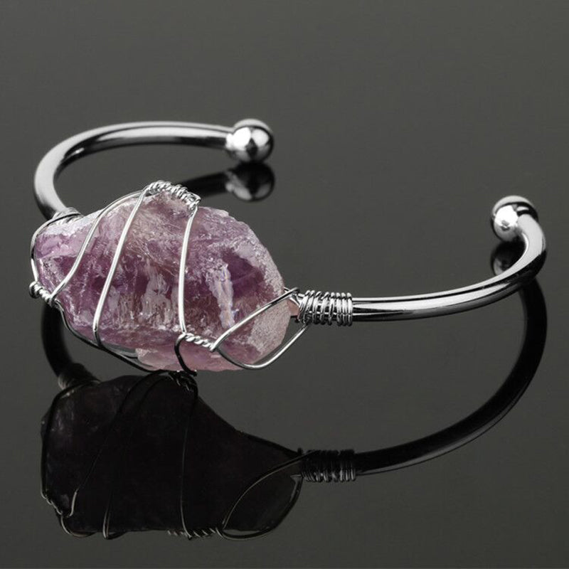 Mit Draht umwickelter Armreif aus natürlichem Heilstein