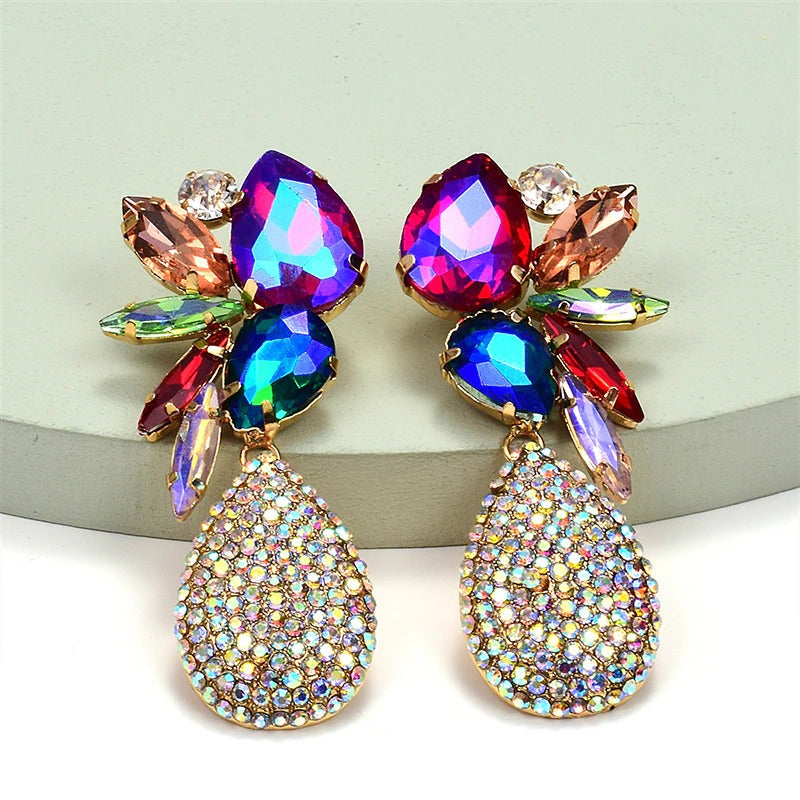 Bunte, baumelnde Ohrringe mit Wassertropfen-Strass für Damen