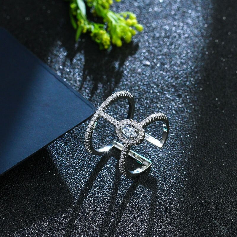 Einzigartige modische doppellagige verstellbare offene Ringe für Damen