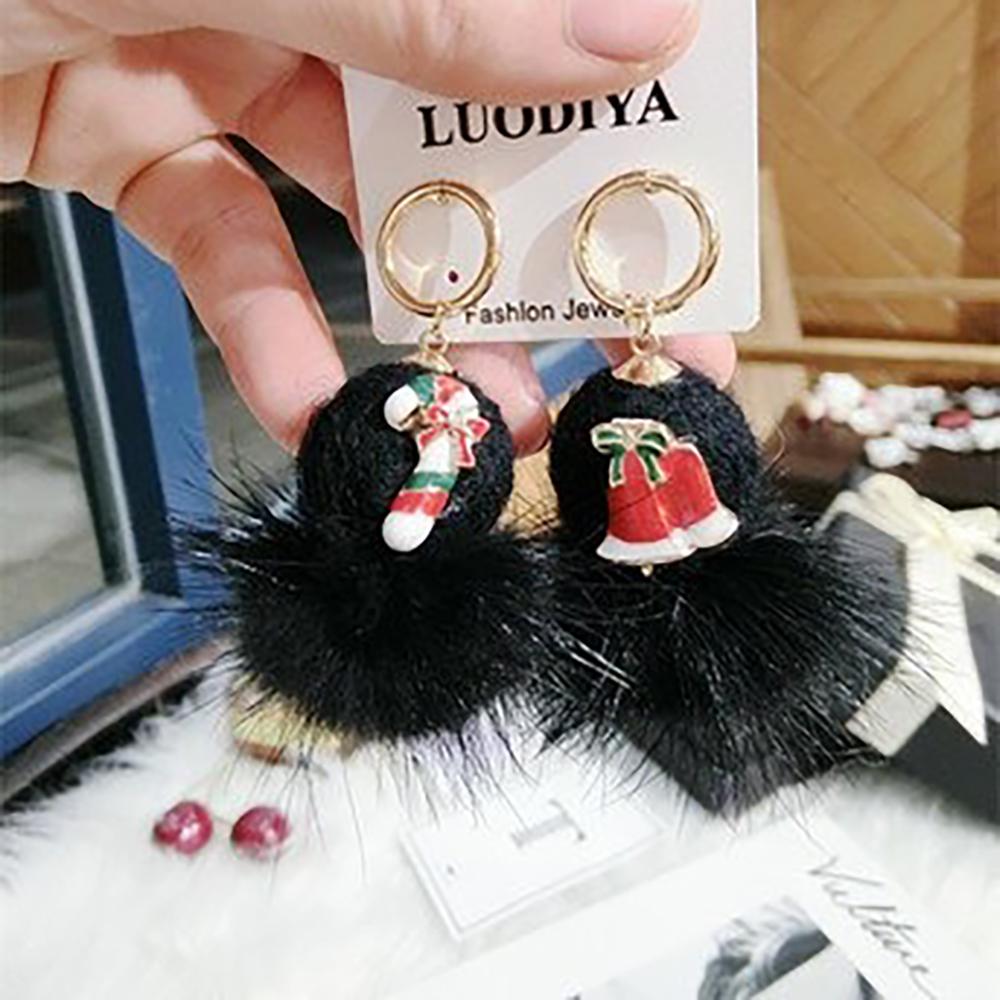 Wunderschöne weihnachtliche Modeohrringe