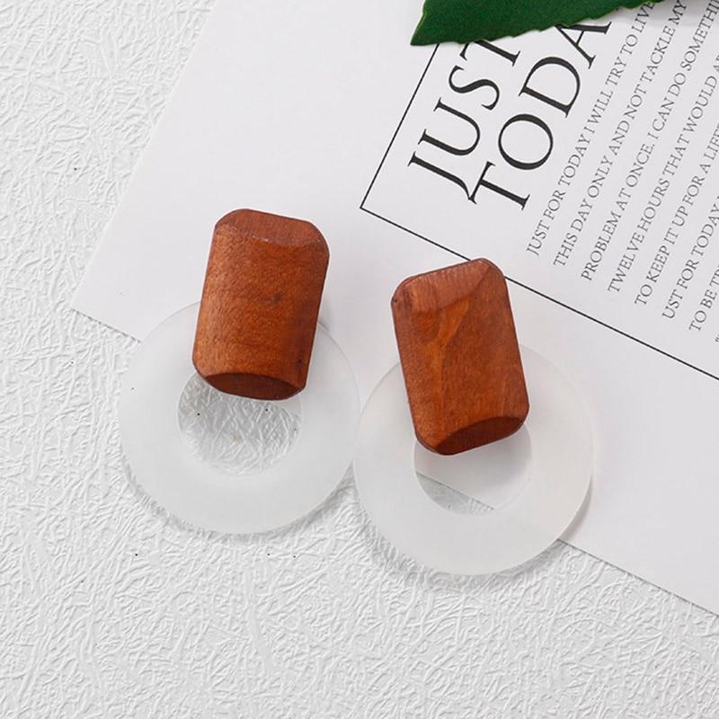 Handgefertigte baumelnde Modeohrringe aus Holz