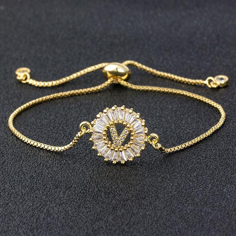 Zirkonia Bejewel Charm-Armband mit Anfangsbuchstaben